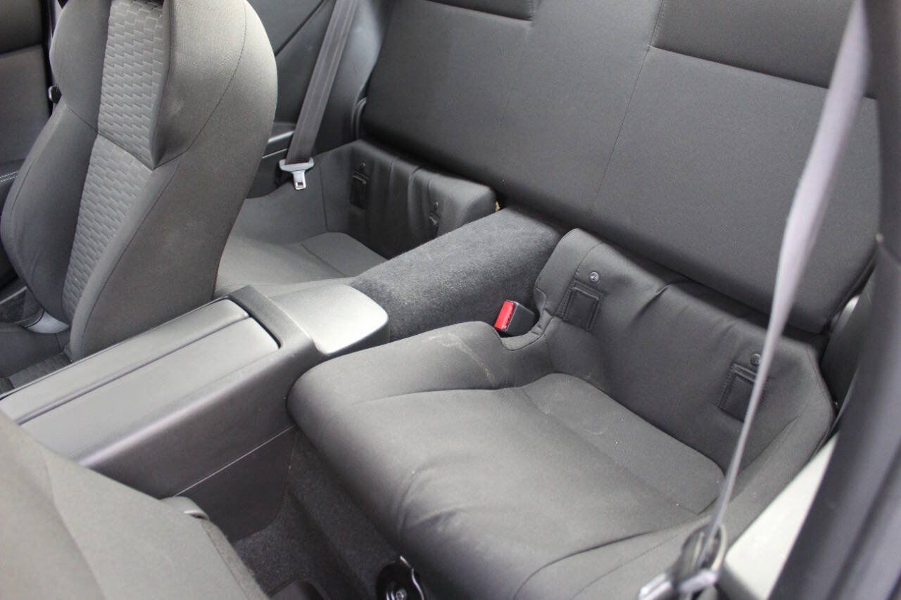 Used 2023 Toyota GR86 RWD image 11