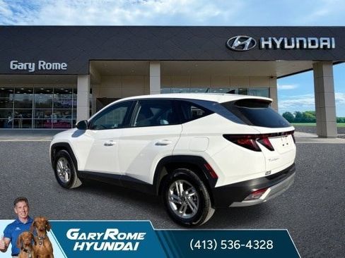 Used 2025 Hyundai Tucson SE AWD/4WD image 6