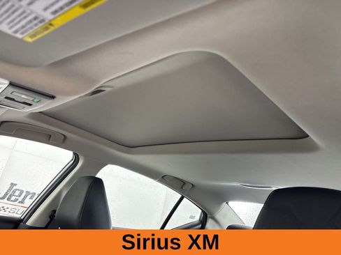 Used 2023 Nissan Altima 2.5 SV w/ SV Premium Package image 10