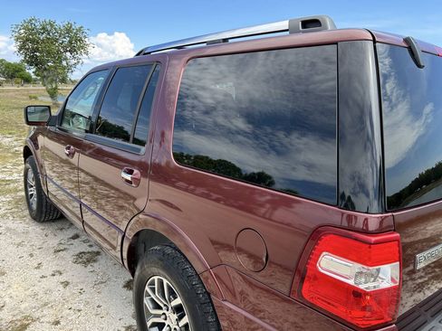 Used 2012 Ford Expedition Limited RWD image 15