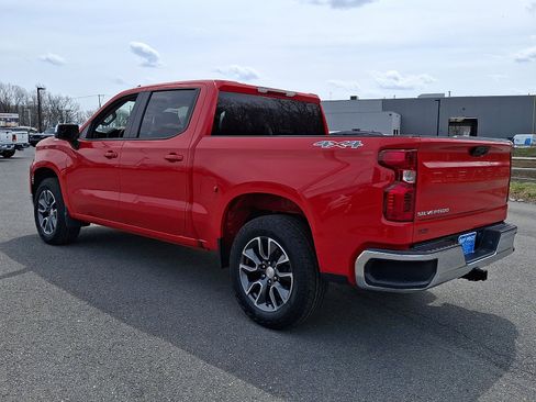 Certified 2024 Chevrolet Silverado 1500 LT AWD/4WD image 4