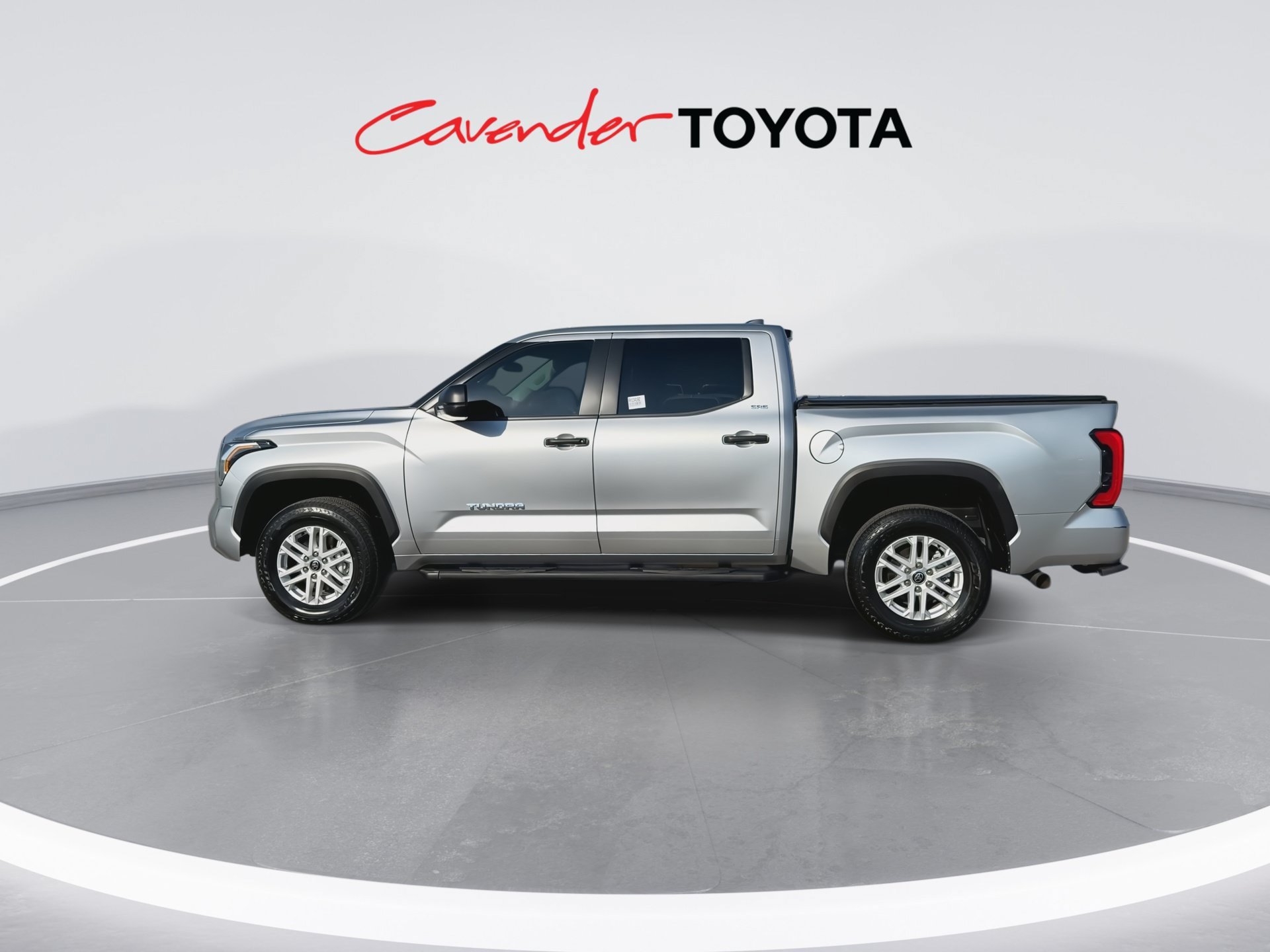 Used 2024 Toyota Tundra SR5 AWD/4WD image 5