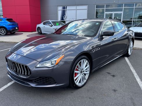 Used 2023 Maserati Quattroporte GT RWD image 3