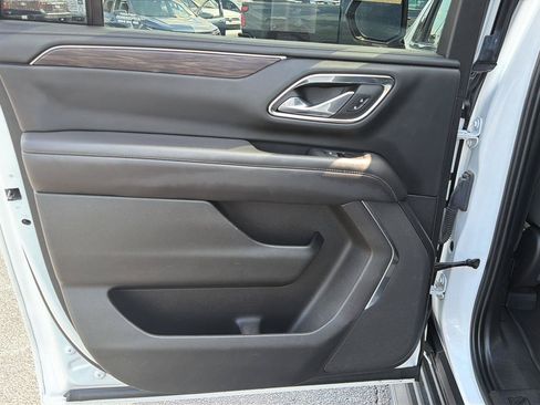 Used 2023 Chevrolet Suburban LS w/ Max Trailering Package AWD/4WD image 18