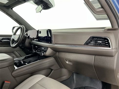 Used 2025 Chevrolet Tahoe LT w/ Sun And Tow Package image 30