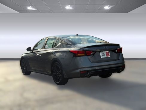 New 2025 Nissan Altima 2.5 SV w/ SV Special Edition Package image 3