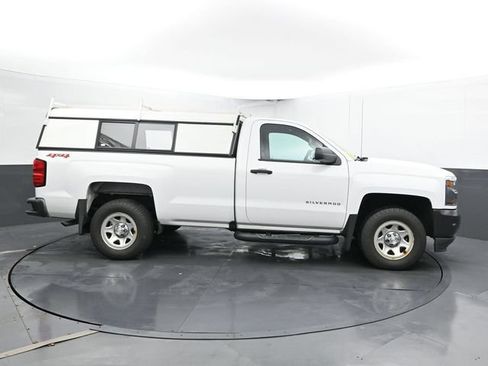 Used 2018 Chevrolet Silverado 1500 W/T w/ WT Convenience Package AWD/4WD image 4