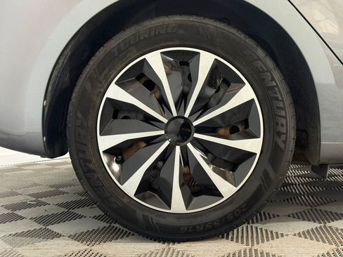 Used 2016 Kia Forte LX FWD image 31