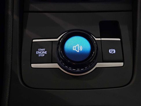 New 2026 Volkswagen Tiguan SE AWD/4WD image 32