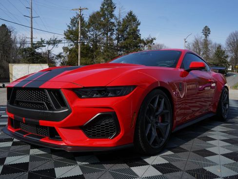 Used 2025 Ford Mustang GT Premium w/ GT Performance Package image 13