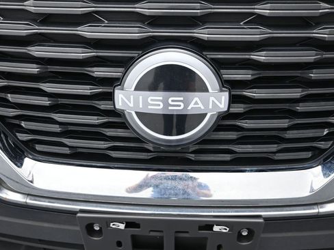 Used 2023 Nissan Rogue S FWD image 28