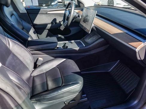 Used 2023 Tesla Model Y Long Range image 14