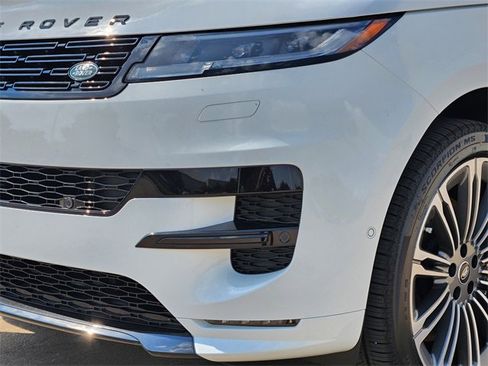 New 2025 Land Rover Range Rover Sport Dynamic SE image 5