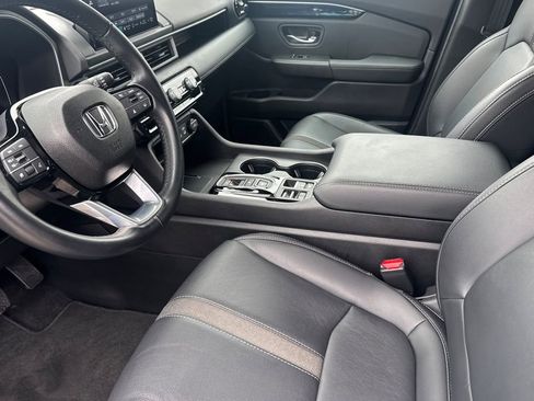 Certified 2025 Honda Pilot EX-L image 12