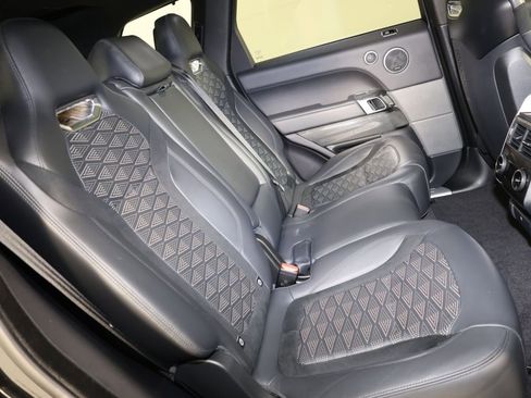 Used 2018 Land Rover Range Rover Sport SVR image 43
