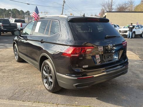 Used 2022 Volkswagen Tiguan SE image 7