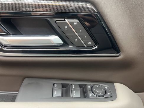 New 2026 GMC Yukon Elevation w/ Elevation Premium Package image 9