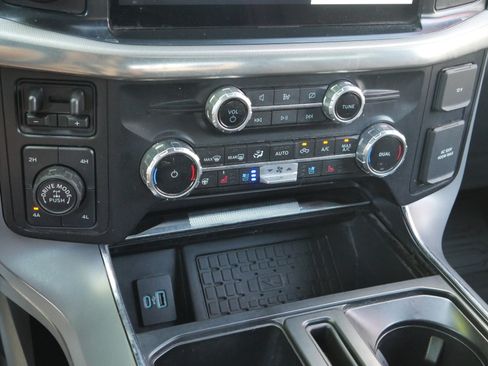 Certified 2024 Ford F150 Lariat w/ FX4 Off-Road Package AWD/4WD image 17