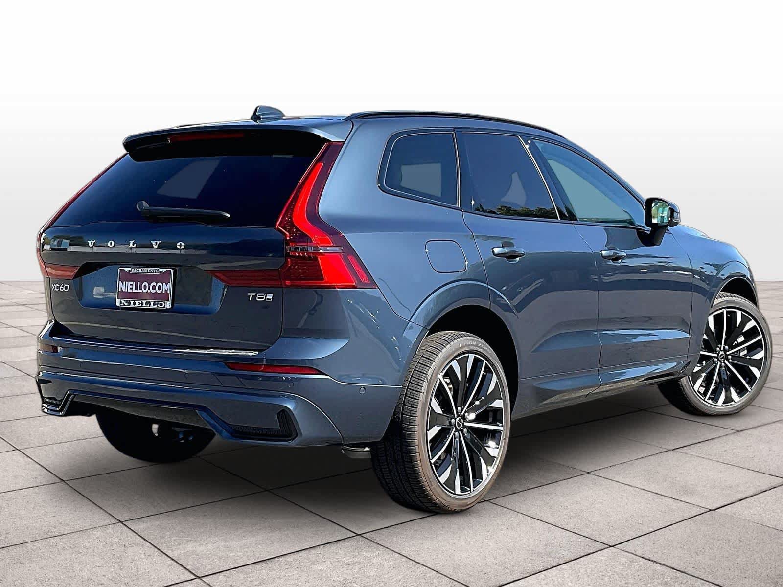 New 2027 Volvo XC60 T8 Ultra AWD/4WD image 4