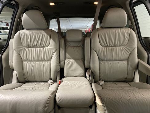 Used 2010 Honda Odyssey EX-L image 10