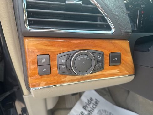 Used 2013 Lincoln MKX FWD image 14