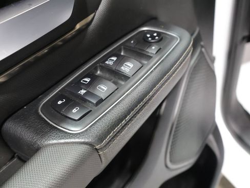 Used 2019 RAM 1500 Sport w/ Level 2 Equipment Group AWD/4WD image 13