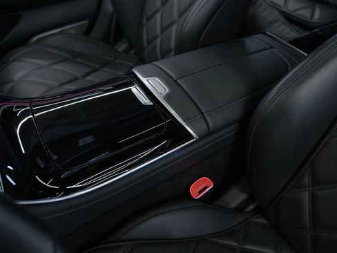 Used 2022 Mercedes-Benz Maybach S 580 4MATIC image 22