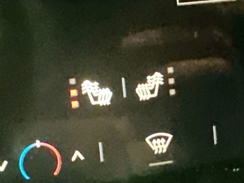 Used 2025 GMC Terrain Elevation w/ Black Edition image 19