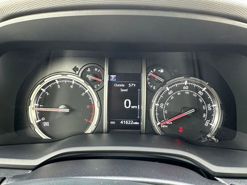 Used 2024 Toyota 4Runner TRD Off-Road AWD/4WD image 13