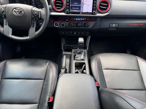 Used 2021 Toyota Tacoma TRD Pro AWD/4WD image 19