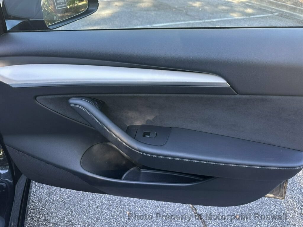 Used 2023 Tesla Model 3 Standard Range RWD image 18