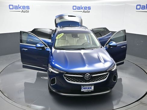 Used 2023 Buick Envision Avenir image 58