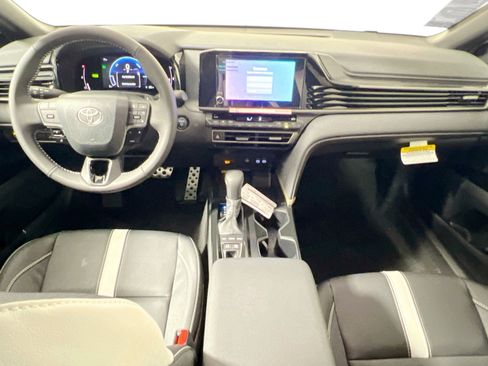 New 2026 Toyota Camry SE image 30