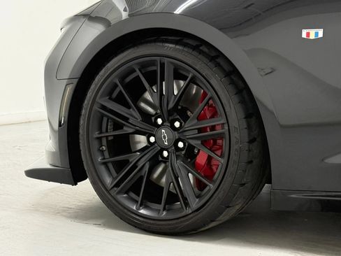 Used 2022 Chevrolet Camaro ZL1 RWD image 35