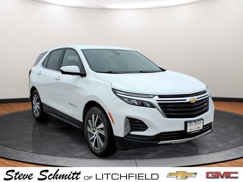 Certified 2024 Chevrolet Equinox LT w/ LPO, Floor Liner Package image 19