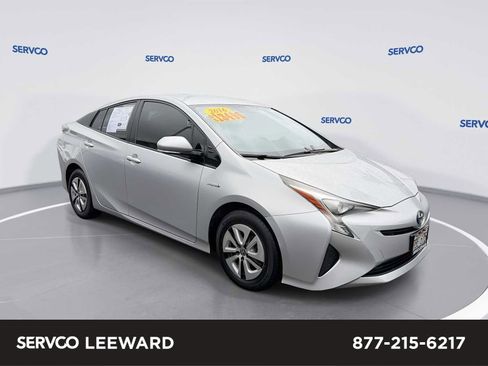 Used 2016 Toyota Prius Three Touring image 1
