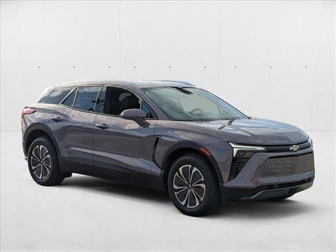 New 2025 Chevrolet Blazer EV LT image 5