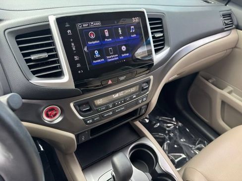 Used 2019 Honda Ridgeline RTL-T image 16