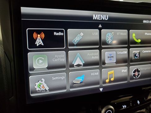 Used 2016 Jeep Wrangler Unlimited Sahara w/ Connectivity Group image 31