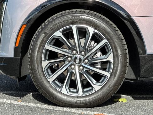 Used 2024 Cadillac Lyriq Sport AWD/4WD image 28