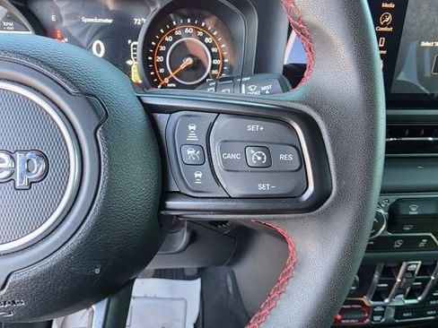 Used 2024 Jeep Wrangler Rubicon image 29