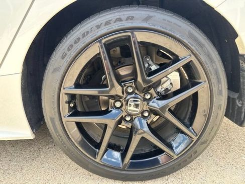 Used 2024 Honda Civic Sport image 7