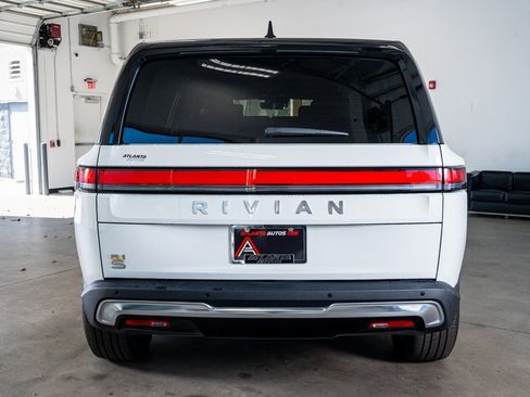 Used 2023 Rivian R1S Adventure image 7