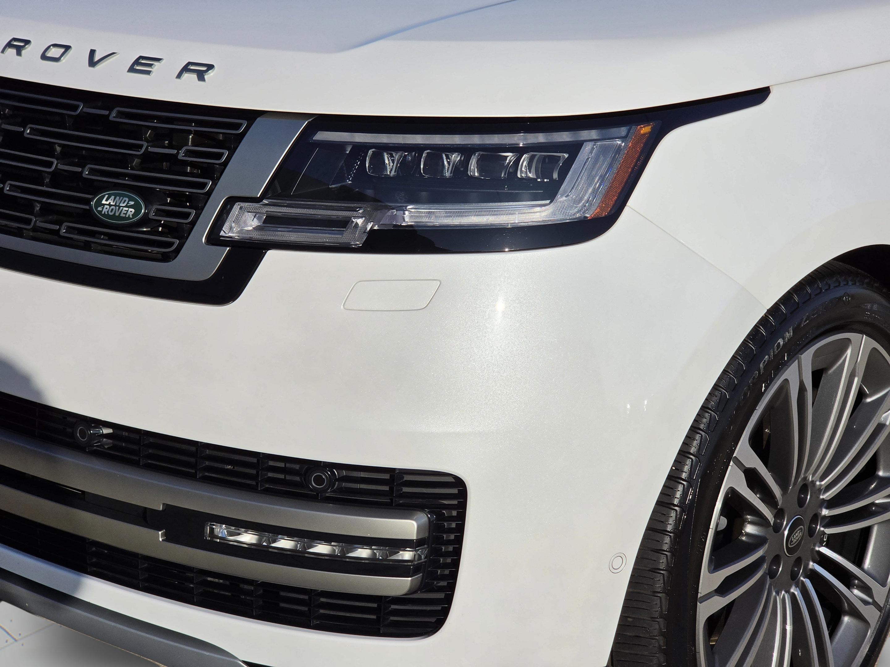 Used 2024 Land Rover Range Rover SE AWD/4WD image 33