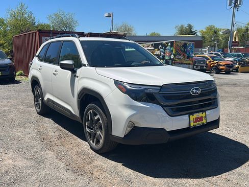 New 2026 Subaru Forester Touring AWD/4WD image 5