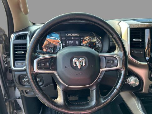 Used 2019 RAM 1500 Laramie AWD/4WD image 27