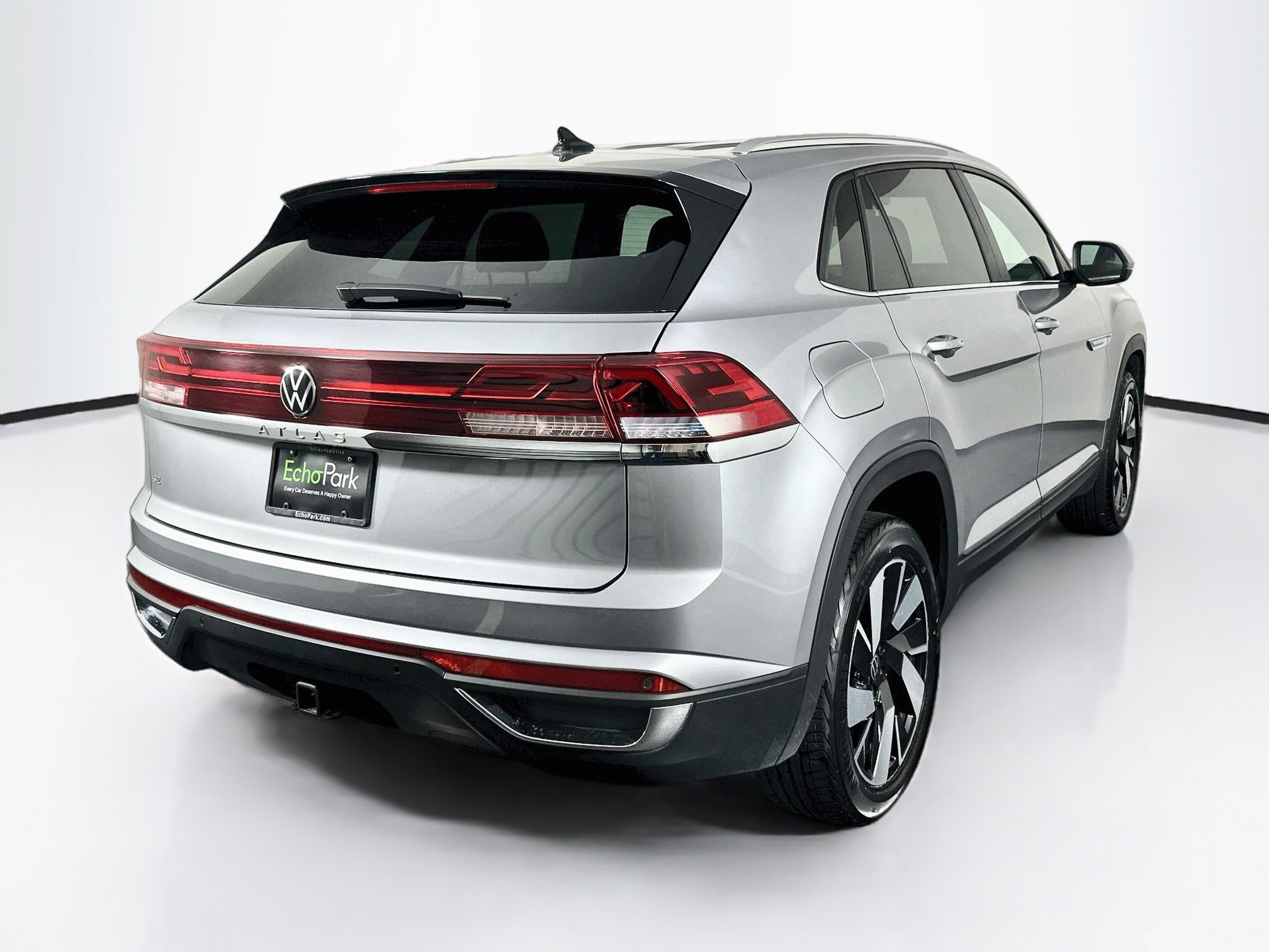 Used 2026 Volkswagen Atlas Cross Sport SE FWD image 9