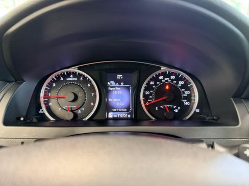 Used 2015 Toyota Camry SE FWD image 29