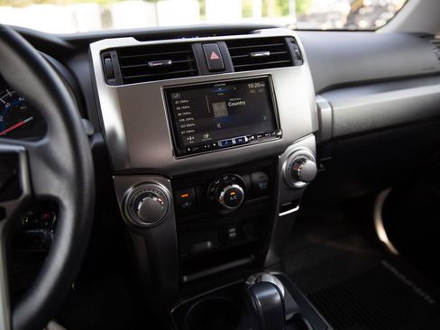 Used 2018 Toyota 4Runner SR5 Premium AWD/4WD image 13