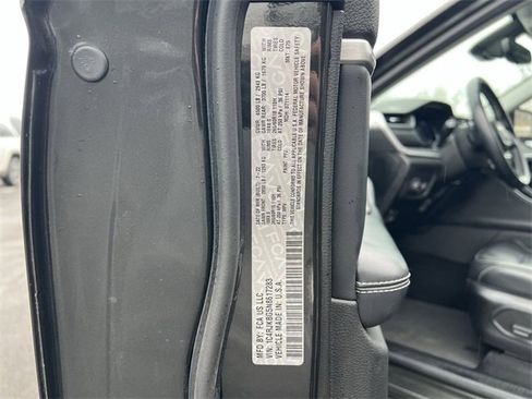 Used 2022 Jeep Grand Cherokee L Limited image 26